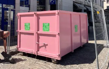 Entreprise locale Six-Fours location benne